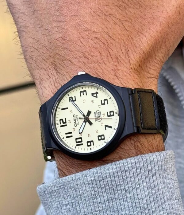 Hinh ảnh Đồng Hồ Casio Nam MW-240B-3BVDF