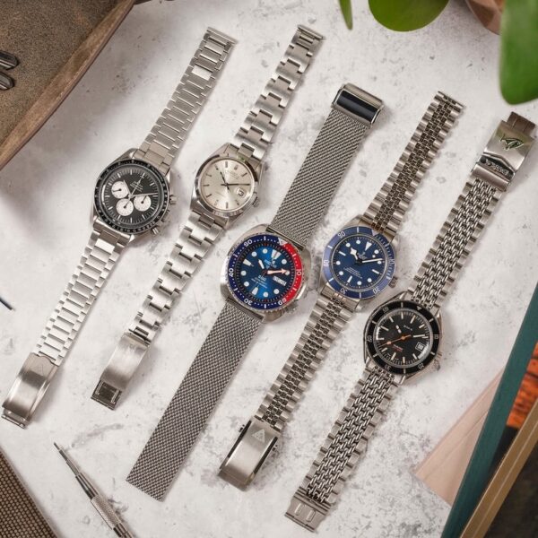 Hướng Dẫn Chọn Và Đeo Đồng Hồ Dây Kim Loại Đúng Chuẩn Và Thời Thượng 4