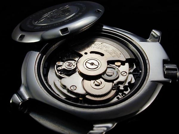 Khám Phá Bộ Máy 7s26 Của Seiko: Những Điều Bạn Nên Biết 2