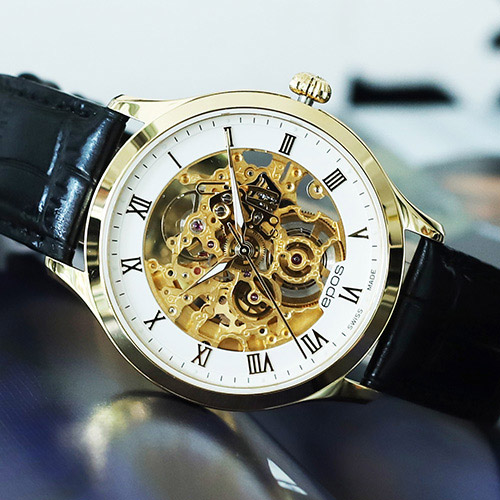 Đồng Hồ Cơ Lộ Máy Là Gì? Những Điều Có Thể Bạn Chưa Biết 6