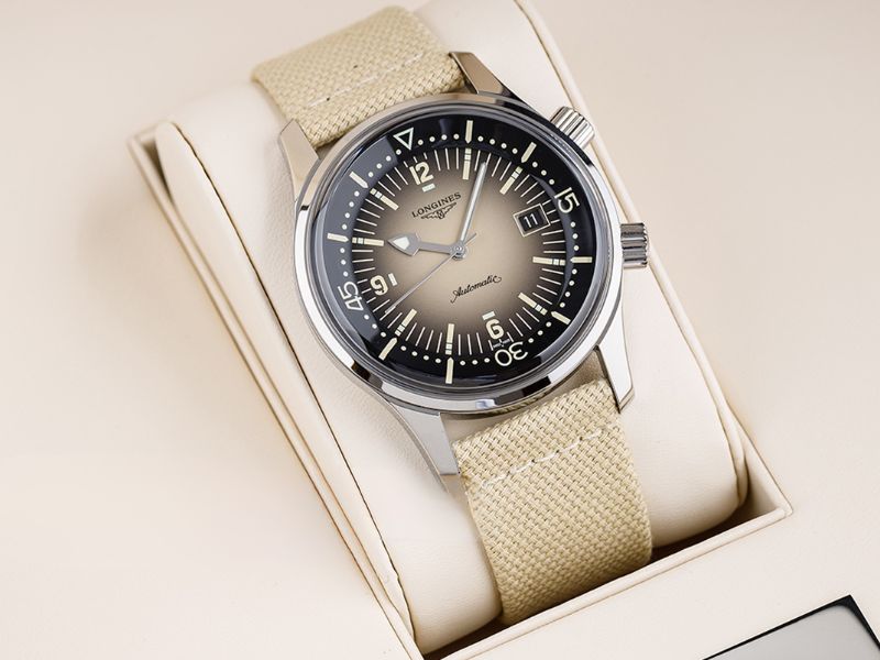 Cách Đeo Đồng Hồ Longines Đẹp Và Chuẩn Nhất Tại Nhà 1