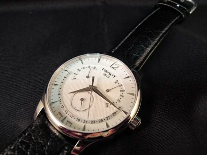 Cách Điều Chỉnh Đồng Hồ Tissot Lịch Vạn Niên Chi Tiết 2