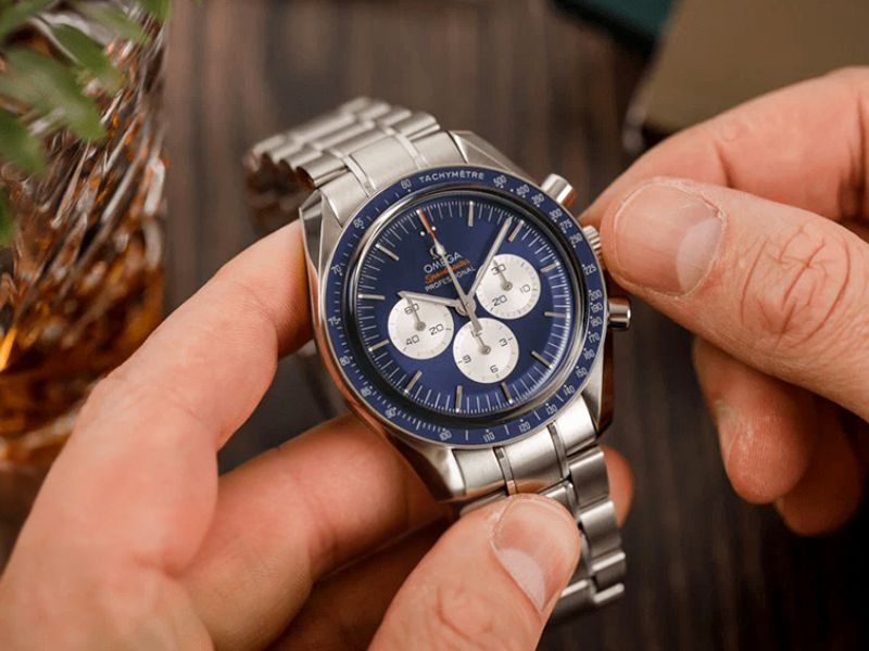 Cách Lên Dây Cót Đồng Hồ Cơ Và Xả Cót An Toàn, Đúng Kỹ Thuật 2