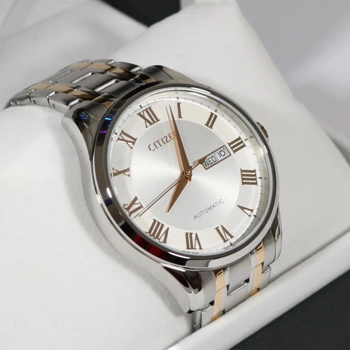 Citizen 8200 Automatic: Đánh Giá Bộ Máy Cơ Huyền Thoại 2