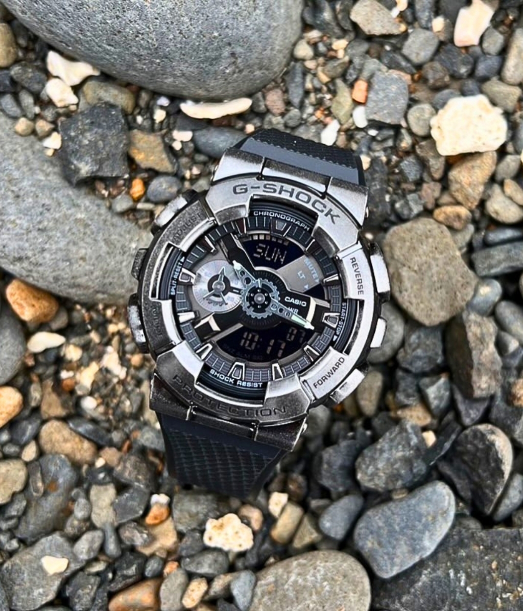 Hình ảnh Đồng Hồ Casio G-Shock Nam GM-110VB-1ADR