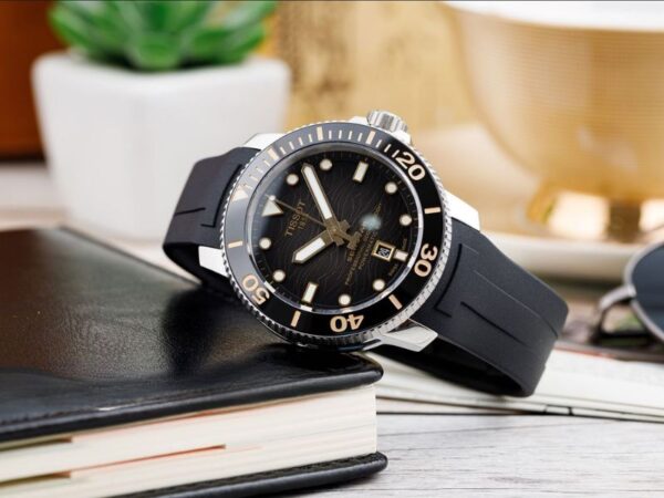 Review Seiko Prospex Vs Tissot Seastar Chi Tiết 2026 36