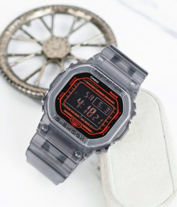 Hình ảnh Đồng Hồ Casio G-Shock Nam DW-B5600G-1DR
