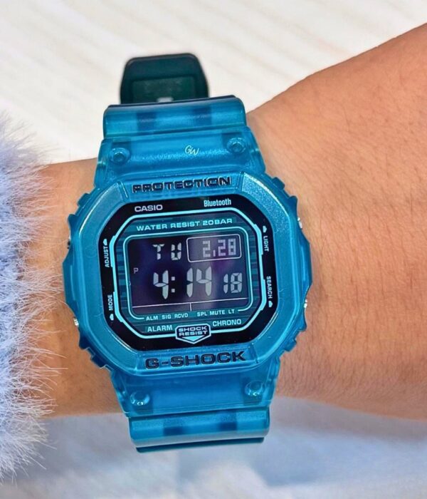 Hình ảnh Đồng Hồ Casio G-Shock Nam DW-B5600G-2DR