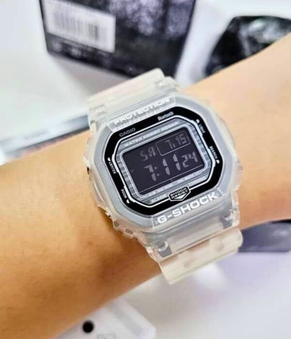 Hình ảnh Đồng Hồ Casio G-Shock Nam DW-B5600G-7DR