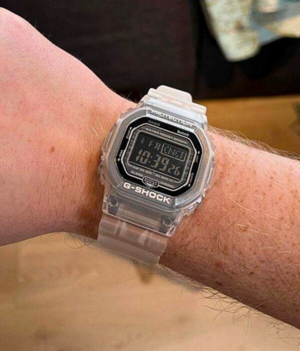 Hình ảnh Đồng Hồ Casio G-Shock Nam DW-B5600G-7DR