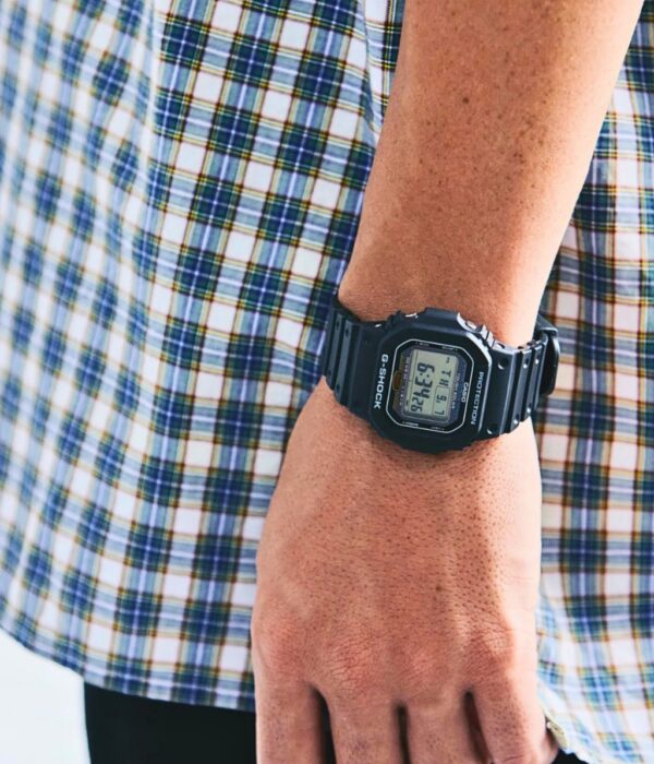 Hình ảnh Đồng Hồ Casio G-Shock Nam G-5600UE-1DR
