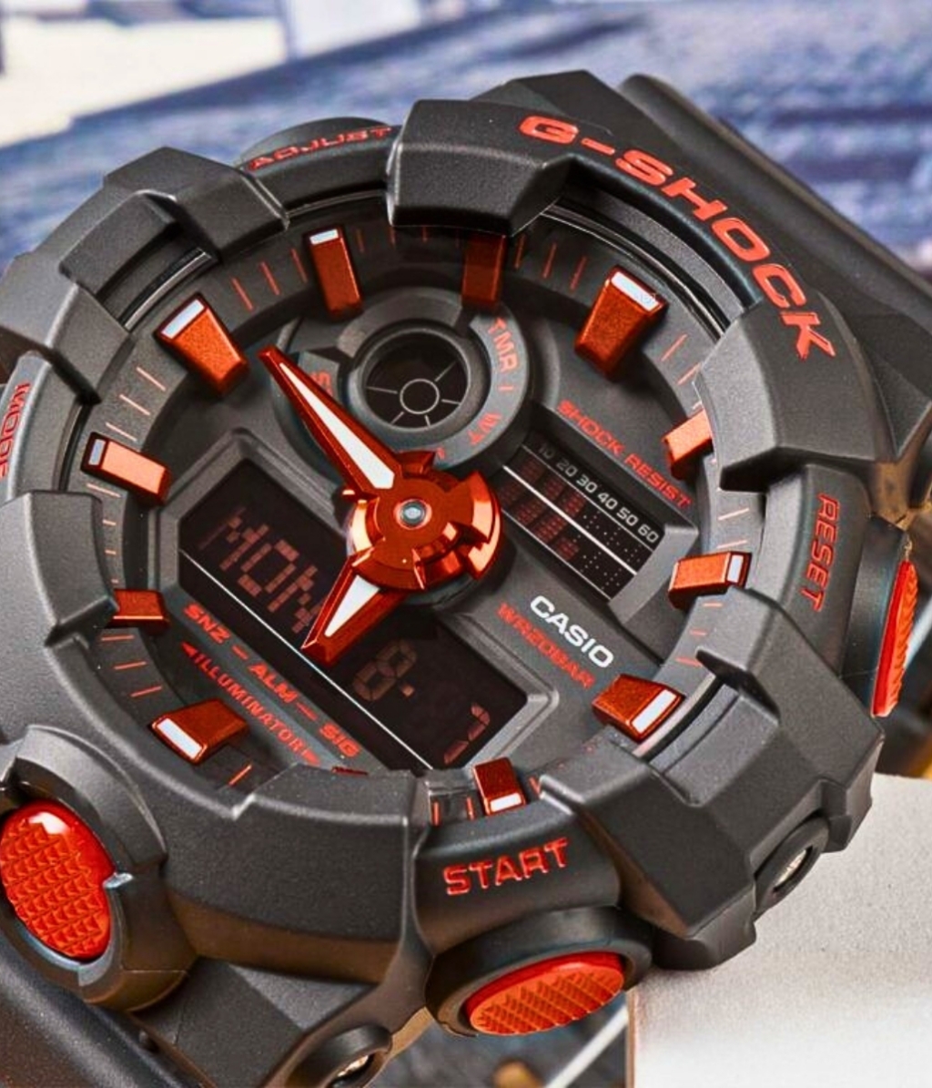 Hình ảnh Đồng Hồ Casio G-Shock Nam GA-700BNR-1ADR