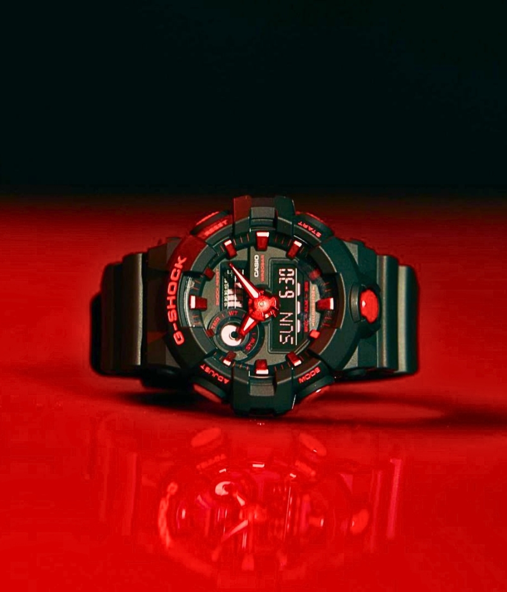Hình ảnh Đồng Hồ Casio G-Shock Nam GA-700BNR-1ADR
