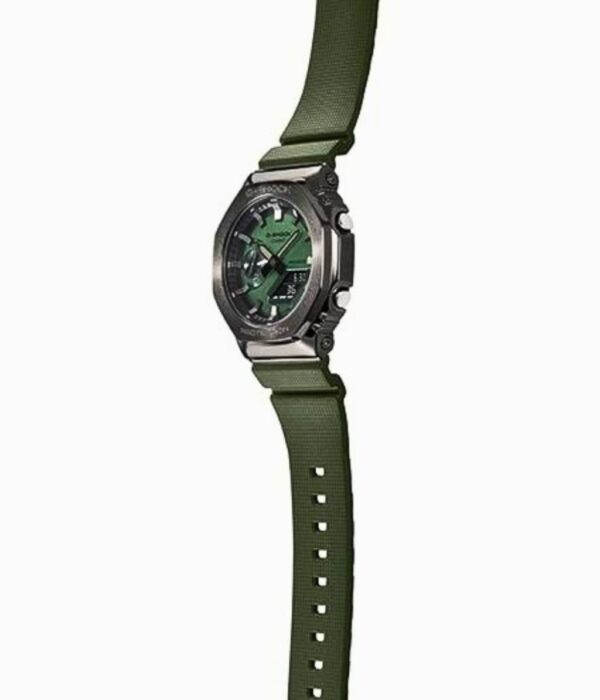 Hình ảnh Đồng Hồ Casio G-Shock Nam GM-2100B-3ADR