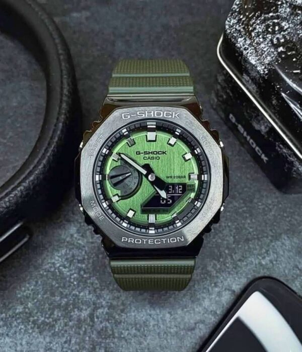 Hình ảnh Đồng Hồ Casio G-Shock Nam GM-2100B-3ADR