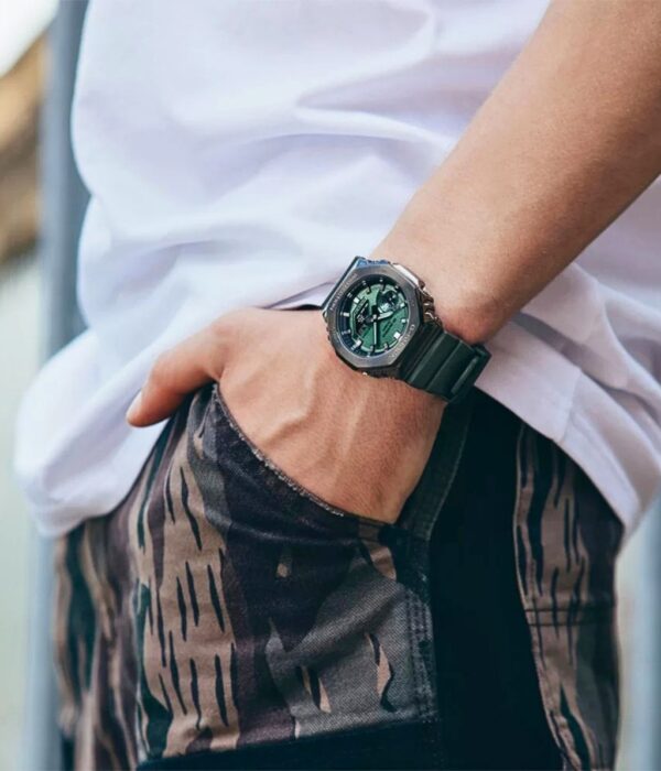 Hình ảnh Đồng Hồ Casio G-Shock Nam GM-2100B-3ADR