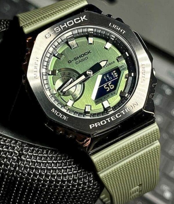 Hình ảnh Đồng Hồ Casio G-Shock Nam GM-2100B-3ADR