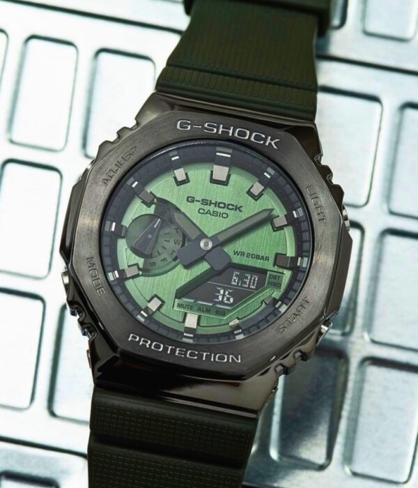 Hình ảnh Đồng Hồ Casio G-Shock Nam GM-2100B-3ADR