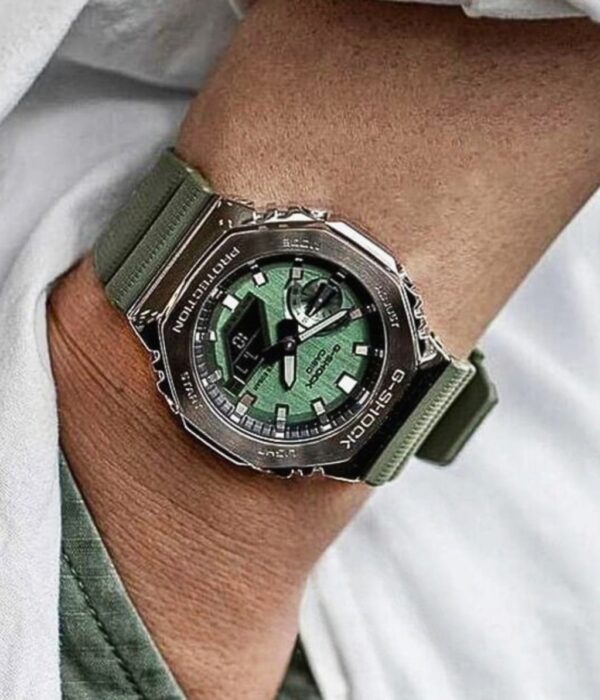 Hình ảnh Đồng Hồ Casio G-Shock Nam GM-2100B-3ADR