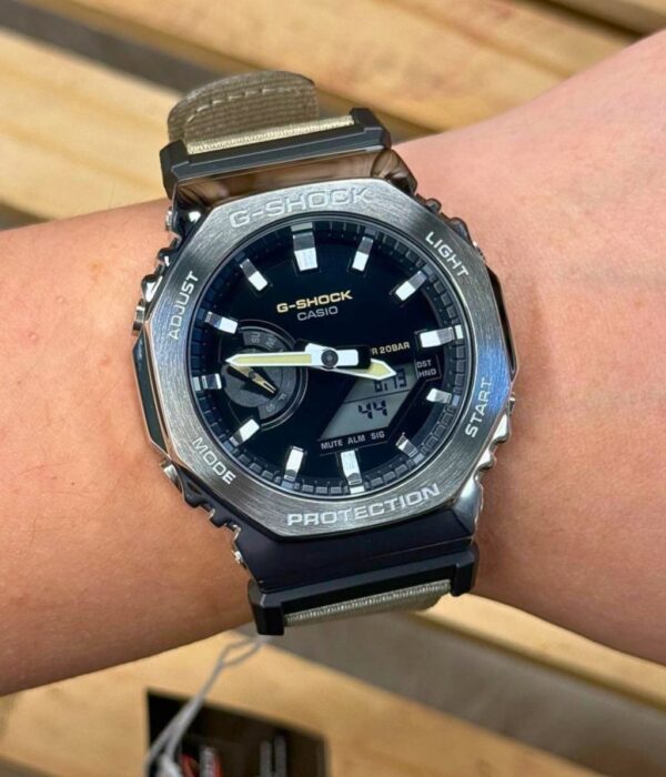 Hình ảnh Đồng Hồ Casio G-Shock Nam GM-2100C-5ADR