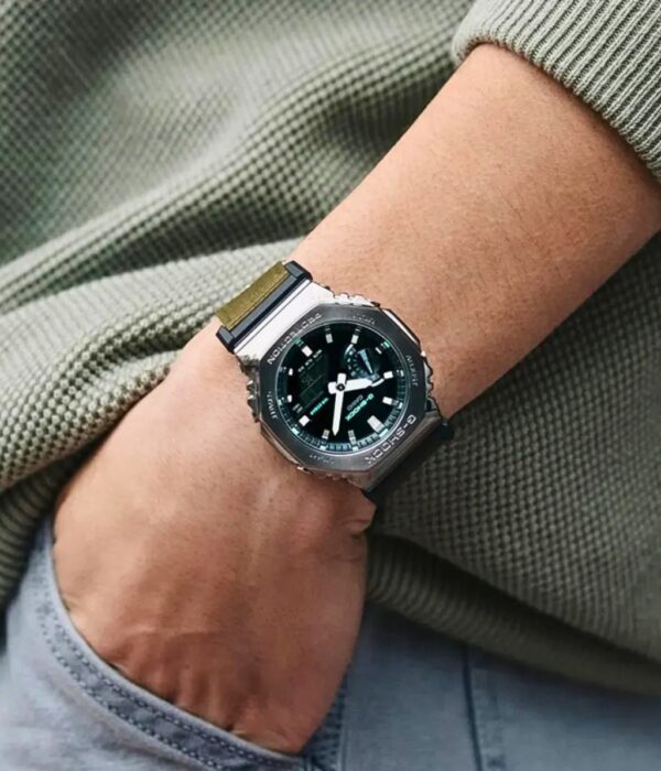 Hình ảnh Đồng Hồ Casio G-Shock Nam GM-2100CB-3ADR