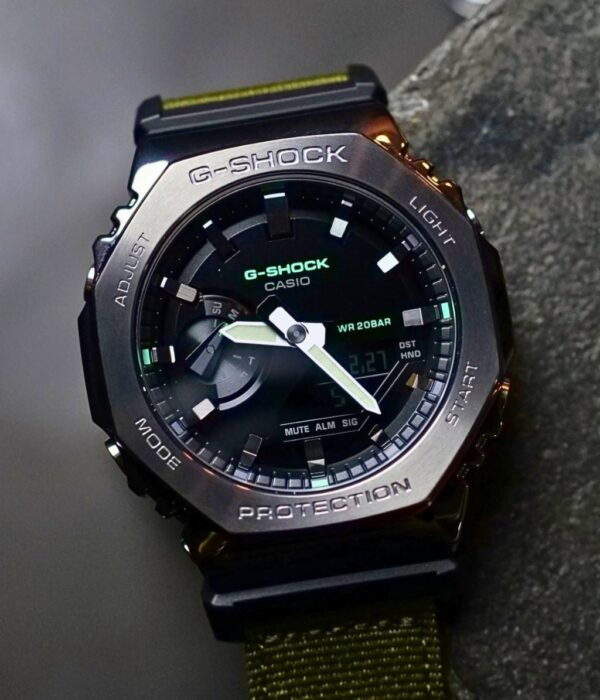 Hình ảnh Đồng Hồ Casio G-Shock Nam GM-2100CB-3ADR