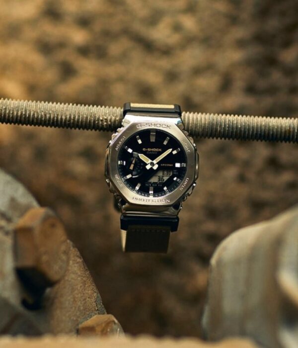 Hình ảnh Đồng Hồ Casio G-Shock Nam GM-2100CB-3ADR