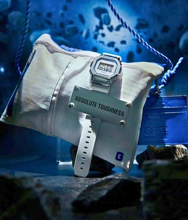 Hình ảnh Đồng Hồ Casio G-Shock Unisex GM-5600LC-7DR