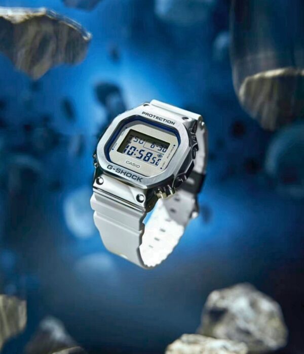 Hình ảnh Đồng Hồ Casio G-Shock Unisex GM-5600LC-7DR
