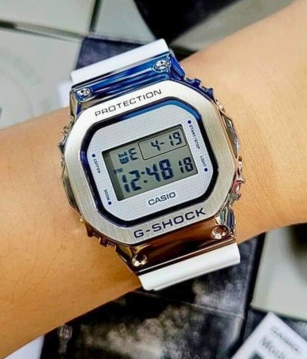 Hình ảnh Đồng Hồ Casio G-Shock Unisex GM-5600LC-7DR