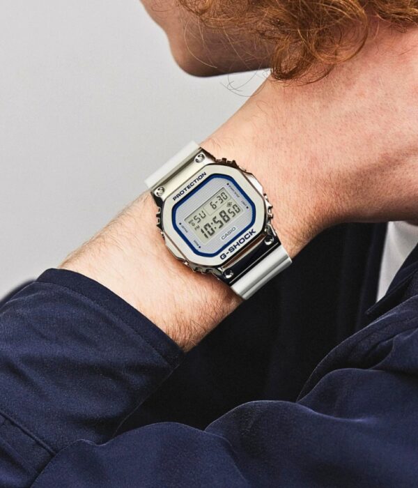 Hình ảnh Đồng Hồ Casio G-Shock Unisex GM-5600LC-7DR