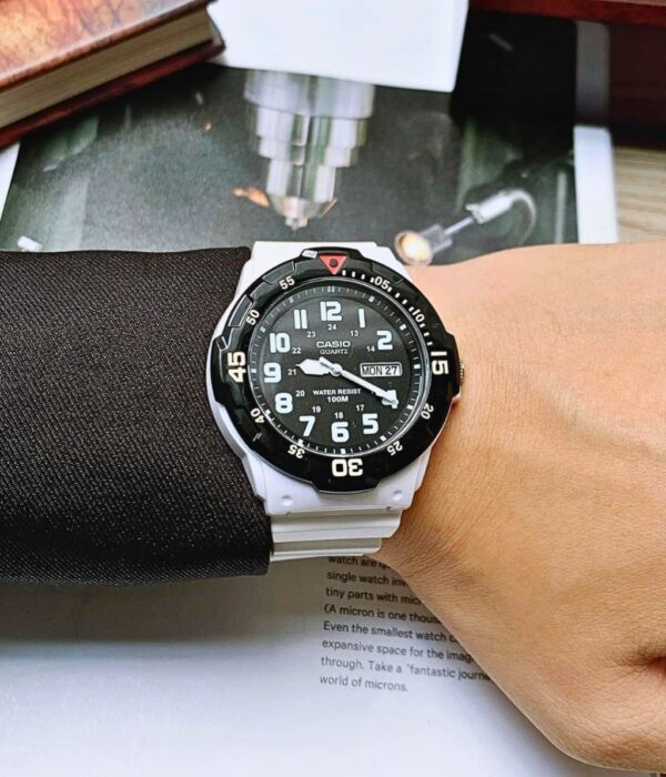 Hình ảnh Đồng Hồ Casio Nam MRW-200HC-7BVDF