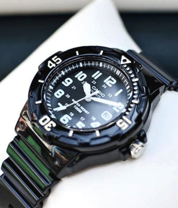 Hình ảnh Đồng Hồ Casio Nữ LRW-200H-1BVDF