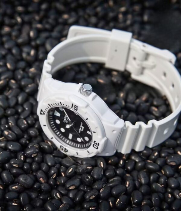 Hình ảnh Đồng Hồ Casio Nữ LRW-200H-1EVDF