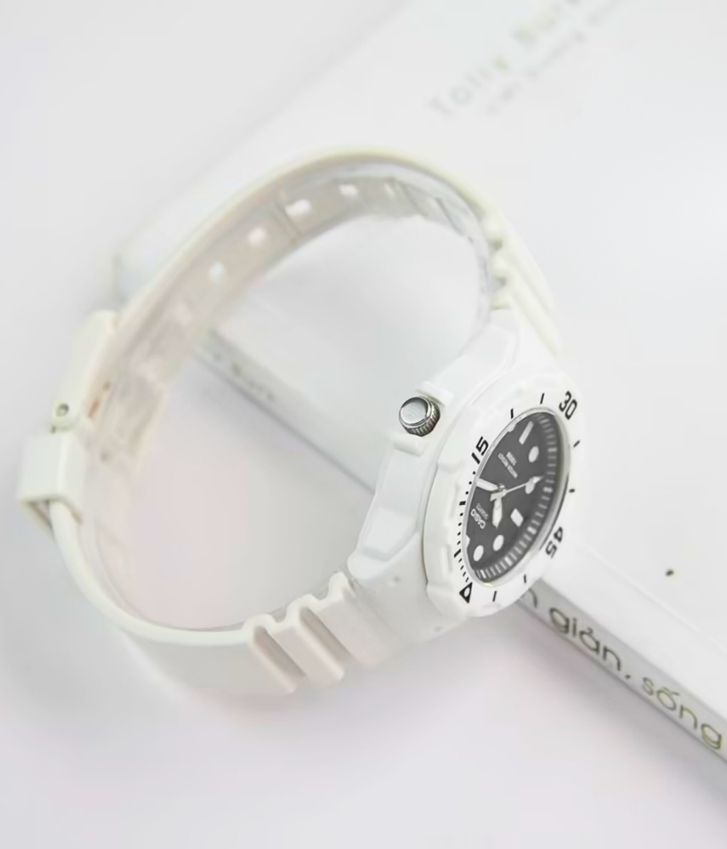 Hình ảnh Đồng Hồ Casio Nữ LRW-200H-1EVDF