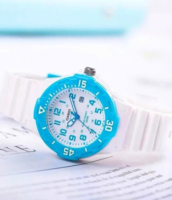 Hình ảnh Đồng Hồ Casio Nữ LRW-200H-2BVDF