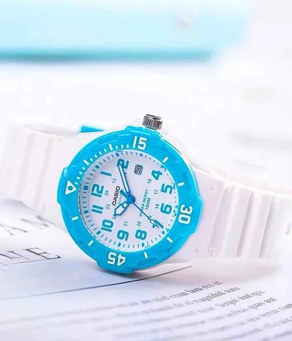 Hình ảnh Đồng Hồ Casio Nữ LRW-200H-2BVDF