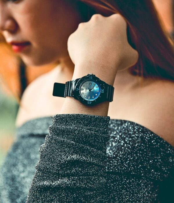 Hình ảnh Đồng Hồ Casio Nữ LRW-200H-2EVDR
