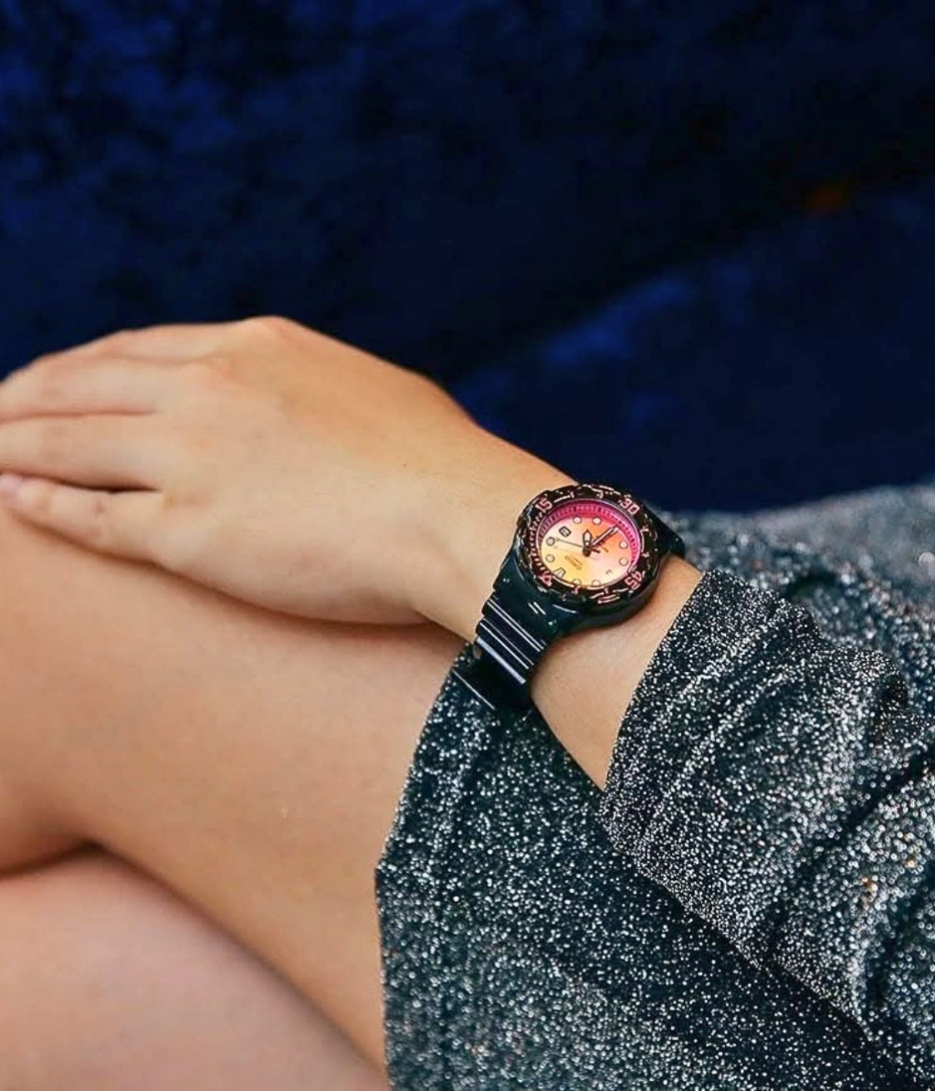 Hình ảnh Đồng Hồ Casio Nữ LRW-200H-4EVDR