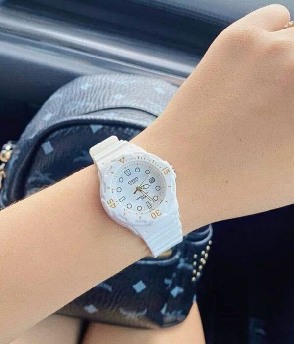 Hình ảnh Đồng Hồ Casio Nữ LRW-200H-7E2VDF