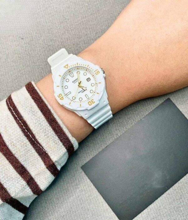 Hình ảnh Đồng Hồ Casio Nữ LRW-200H-7E2VDF