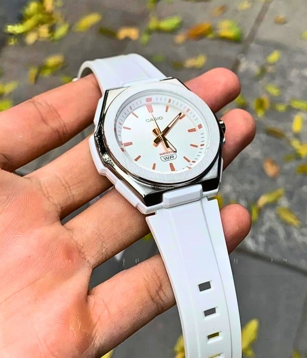 Hình ảnh Đồng Hồ Casio Nữ LWA-300H-7EVDF