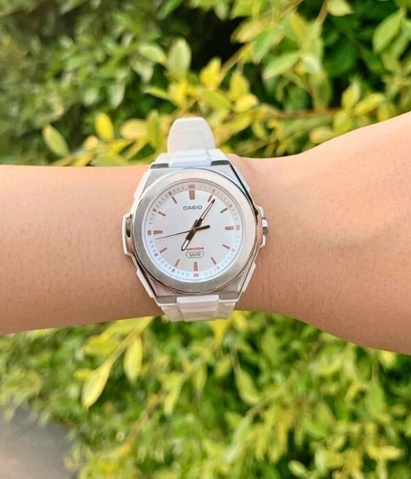 Hình ảnh Đồng Hồ Casio Nữ LWA-300H-7EVDF