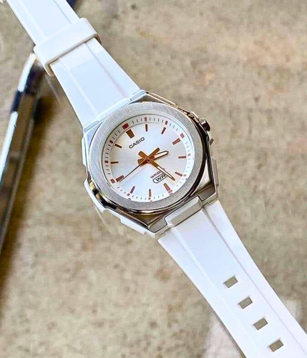 Hình ảnh Đồng Hồ Casio Nữ LWA-300H-7EVDF
