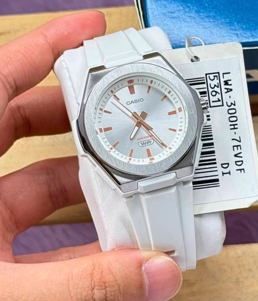 Hình ảnh Đồng Hồ Casio Nữ LWA-300H-7EVDF