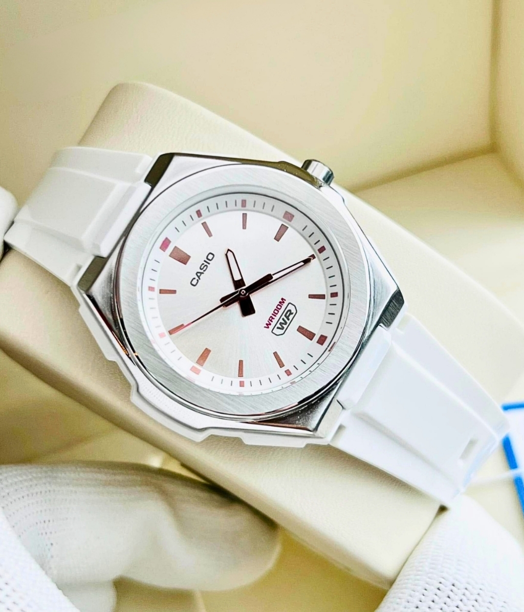 Hình ảnh Đồng Hồ Casio Nữ LWA-300H-7EVDF
