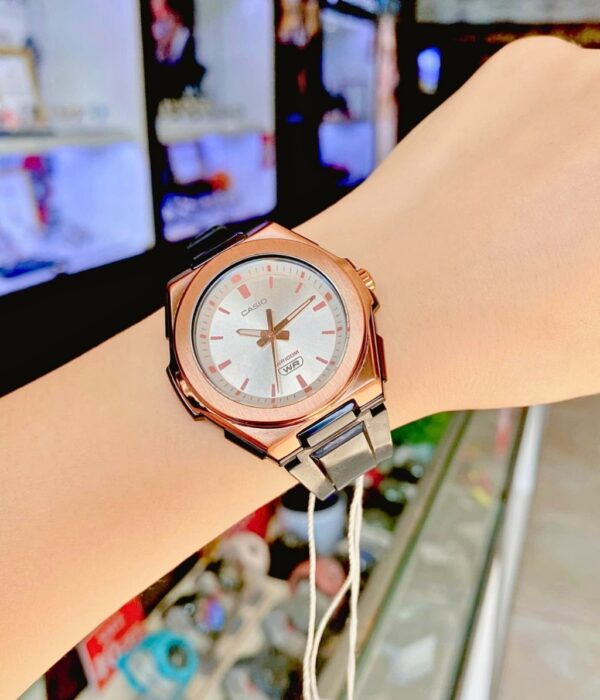 Hình ảnh Đồng Hồ Casio Nữ LWA-300HRG-5EVDF