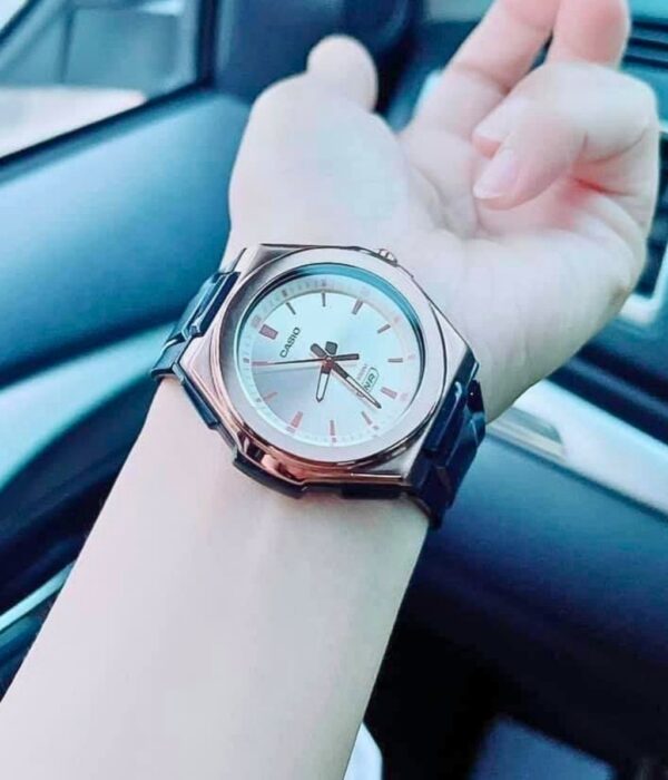 Hình ảnh Đồng Hồ Casio Nữ LWA-300HRG-5EVDF