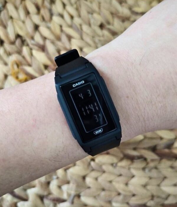 Hình ảnh Đồng Hồ Casio Nữ LF-10WH-1DF