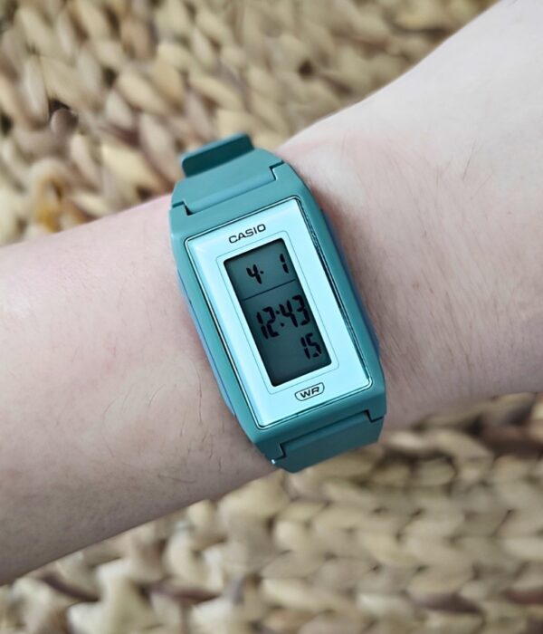 Hình ảnh Đồng Hồ Casio Nữ LF-10WH-3DF
